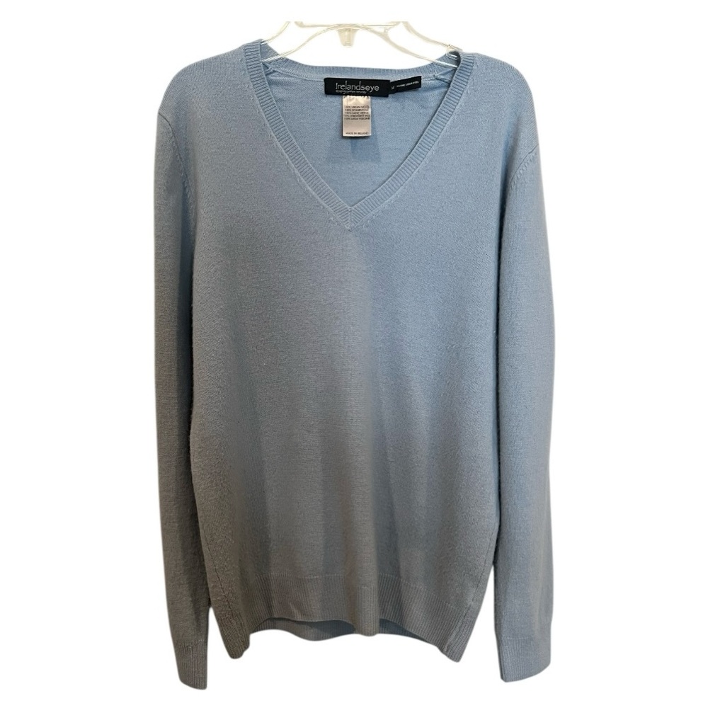 Irelandseye virgin wool made in Ireland light blue v neck sweater size medium